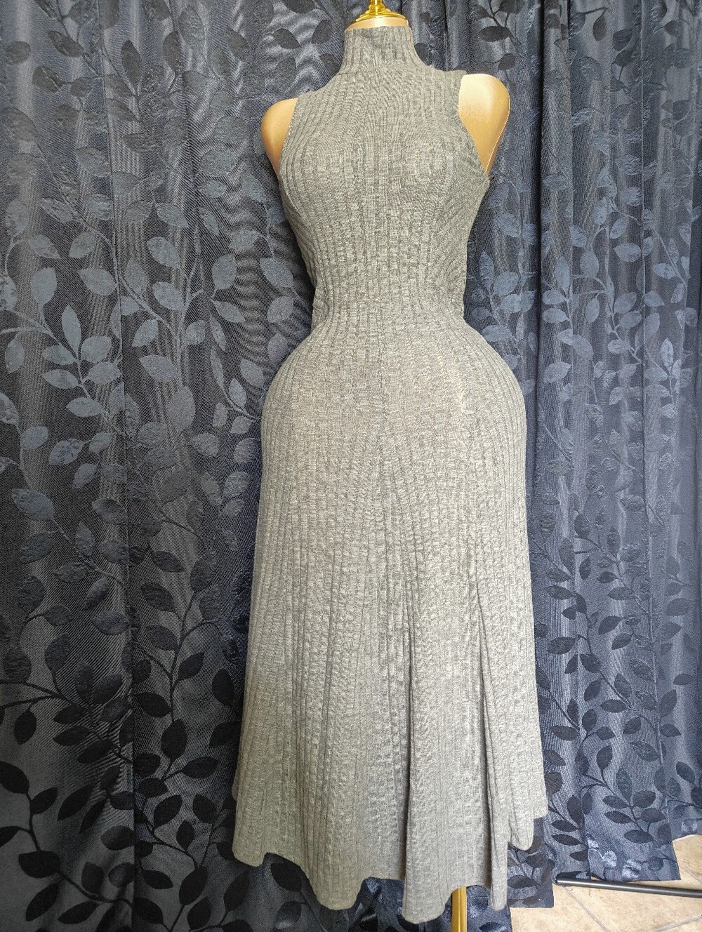 Sleeveless Gray Maxi Dress